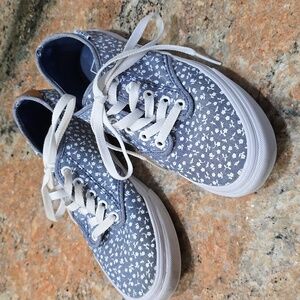 Vans Blue White Denim Floral Lace Up Sneakers Size Women’s 7.5